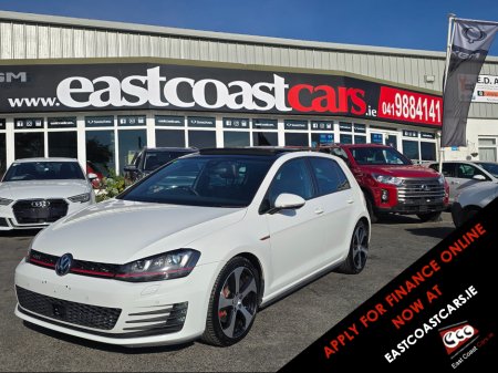 2017 Volkswagen Golf 2.0 GTI! PAN ROOF! LEATHER!  NAVI ANDROID AUTO CARPLAY BLIND SPOT LANE ASSIST REAR TRAFFIC ASSIST - DCC