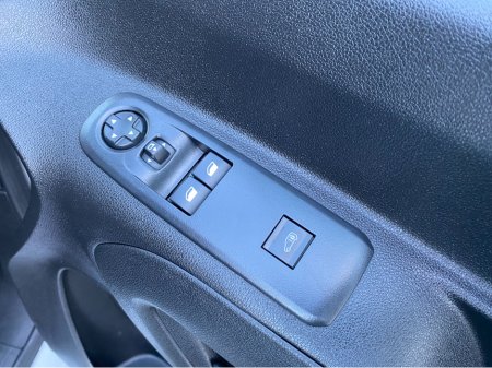 2023 Toyota Proace City City Icon L1 HDi 100 €15,995 thumbnail