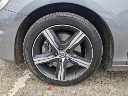 2019 Volvo V40 R-DESIGN AUTOMATIC D2 120BHP NCT 02/27 FINANCE AVAILABLE @ €72 PER WEEK 2 KEYS/ FULL SERVICE HISTORY/ FULL LEATHER/ HEATED SEATS/ DIGITAL DASH/ BLUETOOTH/ REVERSE CAMERA/ SAT NAV/ HISTORY CHECKED €15,950 thumbnail