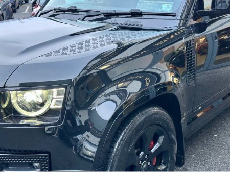 2023 Land Rover Defender 110 2.0 P400E X 404PS