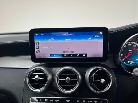 2021 Mercedes-Benz GLC Class 300DE AMG LINE PREMIUM 4MATIC €39,990 thumbnail