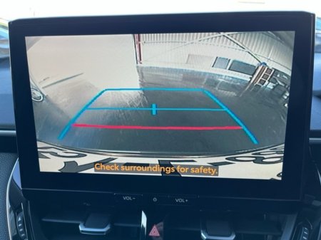 2025 Toyota Corolla LunaSport Hybrid €33,950 thumbnail