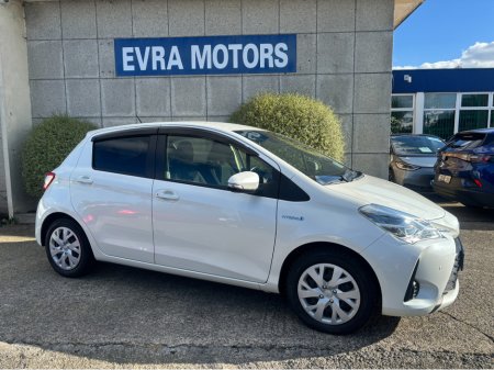 2019 Toyota Vitz AUTOMATIC HYBIRD 1.5 PETROL //HIGH SPEC//CRUISE CONTROL//HEATED DRIVERS SEAT//REVERSE CAMERA//KEYLESS ENTRY// €13,950