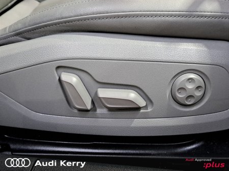 2024 Audi A4 30 TDI 136HP SE AUTOMATIC €38,900 thumbnail