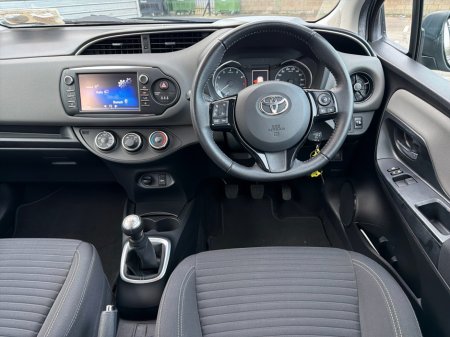 2018 Toyota Yaris 1.0 5DR LUNA // REAR CAMERA // BLUETOOTH // ALLOY WHEELS // FULL WARRANTY €15,945 thumbnail