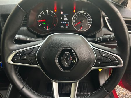 2022 Renault Clio DYNAMIQUE EDITION NAEB TC TCE 90**//**AIR CON**//**CRUISE CONTROL**//**LANE DEPARTURE WARNING**//**COLLISION ALERT**//**RENAULT WARRANTY TILL AUGUST 2027**//**FINANCE AVAILABLE**//**TRADE IN WELCOME!! €13,995 thumbnail