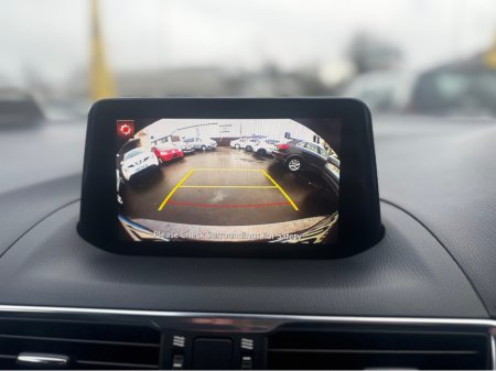 2017 Mazda Mazda3 2.2 D 150PS PLATINUM 4DR €8,950 thumbnail