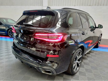 2021 BMW X5 ** RESERVED*** X5 45E M SPORT PRO (BIG SPEC) PAN ROOF -- TECH PLUS PACK- PARK ASSIST PLUS PACK- DRIVER ASSIST PROFESSIONAL PACK- MASSAGE SEATS -- CLIMATE SEATS -- SOFT CLOSE DOORS-  HEADS UP DISPLAY - €68,950