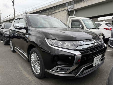 2018 Mitsubishi Outlander G PREMIUM HYBRID PLUG IN 2.4 PETROL //LOW MILES//HALF LEATHER HEATED SEATS//HEATED STEERING WHEEL//KEYLESS ENTRY//REVERSE CAMERA// €20,950