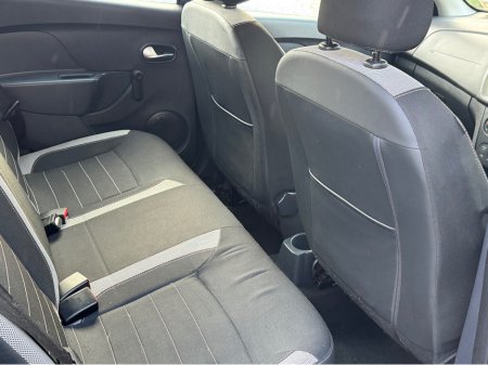 2017 Dacia Sandero STEPWAY ALTERNATIVE 1. 1.5 DCI 90 €8,500 thumbnail