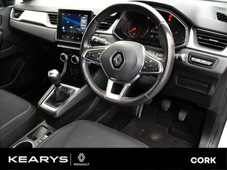 2020 Renault Captur Iconic TCe 100 MY19 €18,950 thumbnail