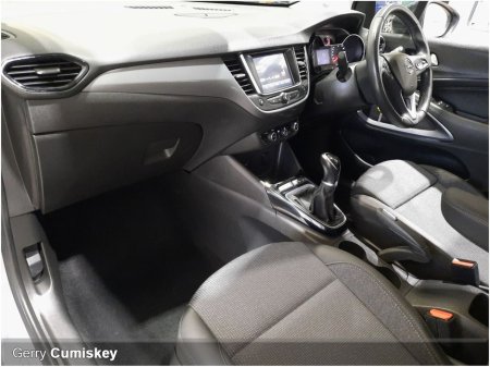 2022 Opel Crossland SRI 1.2i €14,850