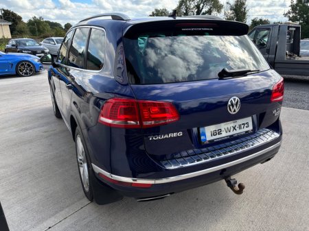 2016 Volkswagen Touareg  €21,950