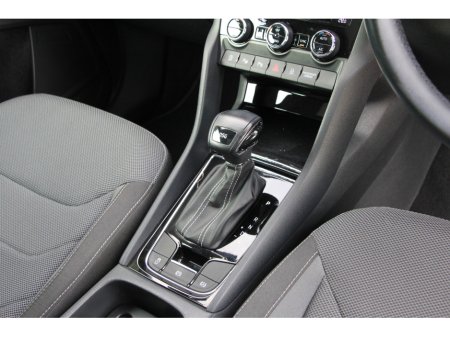 2018 Skoda Kodiaq DSG * Low KMs *Sunroof * 7 seats Huge spec €28,950 thumbnail