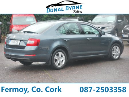 2017 Skoda Octavia AMBITION 1.6 TDI 90HP 4 4DR €11,950 thumbnail