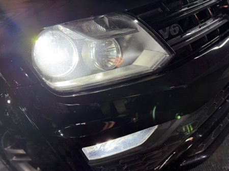 2017 Volkswagen Amarok  €20,950