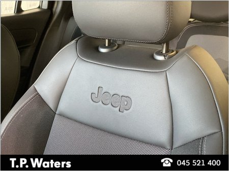 2025 Jeep Avenger 1.2 - ALTITUDE - SAME DAY FINANCE ARRANGED - 24 / 48 HOUR TEST DRIVE AVAILABLE €29,950 thumbnail