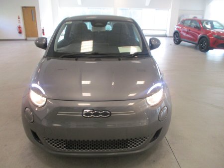 2025 Fiat 500e  €24,840