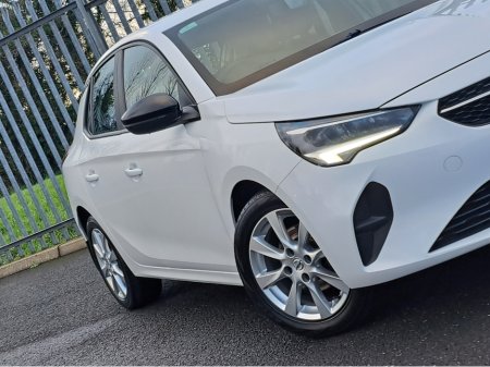 2021 Opel Corsa SC 1.2 75BHP **LED HEADLIGHTS** €13,950 thumbnail