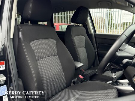 2020 Suzuki Vitara SZT 1.4 Petrol Hybrid Manual - 4 Years Manufacturer Warranty €17,950 thumbnail