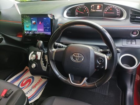2019 Toyota Sienta 1.5 PETROL 5 SEATS RELIABLE AND ECONOMICAL JUST FULLY SERVICED 4 NEW TYRES 2 YEARS NCT 1 YEAR ROAD TAX REVERSE CAMERA PARK DISTANCE ASSIST TOUCH SCREEN RADIO WITH APPLE CAR PLAY + ANDROID AUTO €17,850