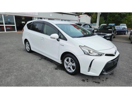 2015 Toyota Prius Alpha 1.8