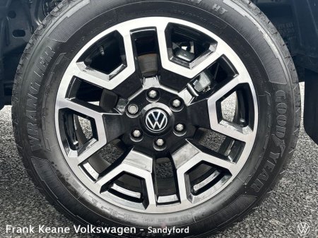 2026 Volkswagen Amarok PAN AMERICANA 3.0 V6 237BHP *ELECTRIC ROLLER SHUTTER* *APPLE CARPLAY/ANDROID AUTO* *360 AREA VIEW CAMERA* *FRONT AND REAR CAMERA* *FRONT ELECTRIC HEATED SEATS* *IQ LED MATRIX HEADLIGHTS* *REMOVABLE TO €53,599 thumbnail