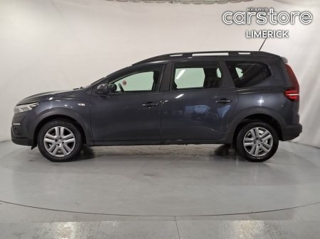 2023 Dacia Jogger TCe 110 Comfort €19,880 thumbnail