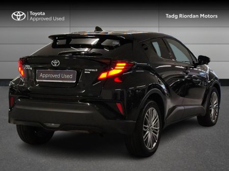 2021 Toyota C-HR 1.8 HYBRID SOL €28,950