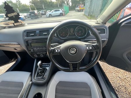 2015 Volkswagen Jetta ==HIGHLINE 2.0 TDI//AUTO//NEW NCT//SERVICED== €7,950 thumbnail