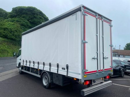 2025 Mitsubishi Canter 7C15 20ft Curtainsider