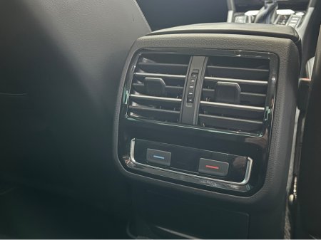 2016 Volkswagen Passat €18950! VW PASSAT GTE Plug in Hybrid - Adaptive Cruise Control - Heated Electric Memory Seats - Reverse Camera - Tailgate €18,950