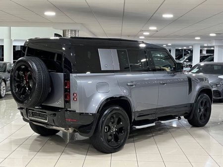 2023 Land Rover Defender P400e X-DYNAMIC HSE=ONLY 4000 MILES//PAN ROOF//232 REG=JUST SERVICED BY LAND ROVER=TAILORED FINANCE PACKAGES AVAILABLE=TRADE IN’S WELCOME €82,995