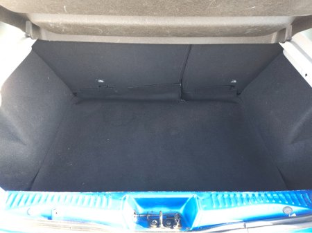 2015 Dacia Sandero STEPWAY SIGNATURE 1.5 DCI 90 4 thumbnail