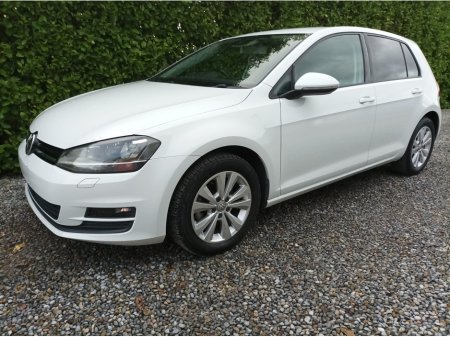 2016 Volkswagen Golf 1.2 TSI AUTOMATIC SERVICE HISTORY ( 4 STAMPS) FACTORY IMMOBILISER  PROXIMITY KEYS CRUISE CONTROL JUST FULLY SERVICED 4 NEW TYRES 2 YEARS NCT & 1 YEAR ROAD TAX €16,395