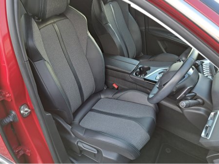 2022 Peugeot 3008 ALLURE 1.5TD 130BHP **8 SPEED AUTOMATIC** €31,500 thumbnail