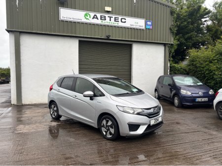 2014 Honda Fit 2014 Honda Fit 1.5 petrol Hybrid