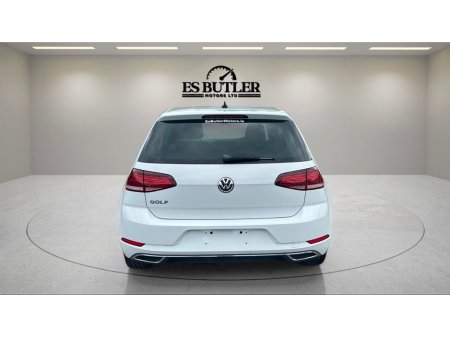 2018 Volkswagen Golf  €18,490