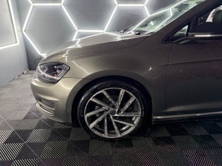 2014 Volkswagen Golf 1.6 TDI 5DR 110HP BlueMotion €6,950 thumbnail