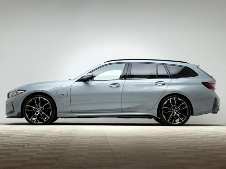 2022 BMW 3 Series 330E M SPORT €39,990