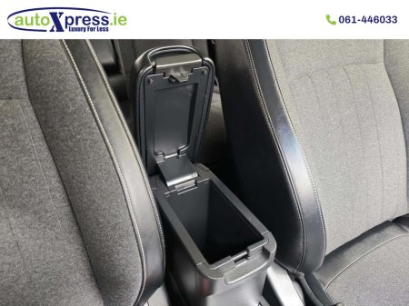 2023 Honda Fit 1.5 EHEV BASIC Hybrid, Automatic, Reversing camera €18,600 thumbnail