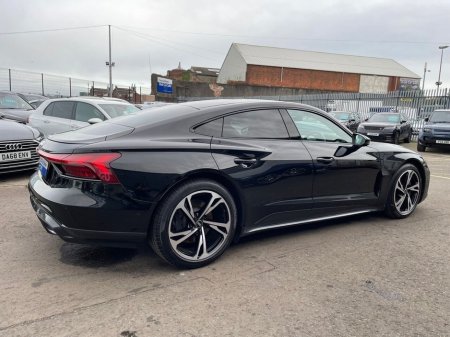 2022 Audi e-tron GT quattro 93.4kWh Saloon 4dr Electric Auto quattro (476 ps) €47,500