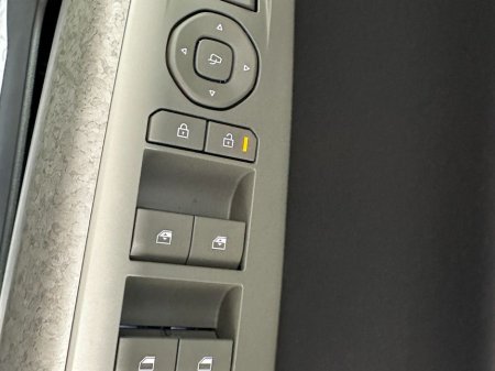 2026 Kia EV4 0% Finance Earth 3 €48,480 thumbnail