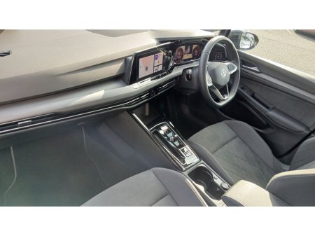 2024 Volkswagen Golf Style 2.0 TDI 115HP *AUTOMATIC, REAR VIEW CAMERA, SAT NAV* €34,995