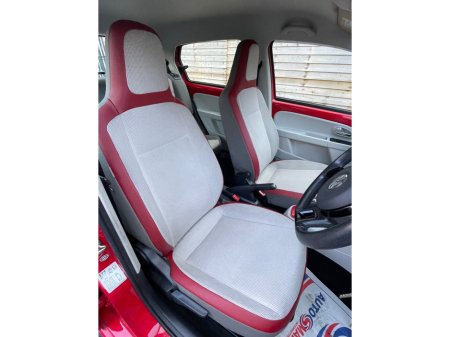 2017 Volkswagen up!  €10,950 thumbnail