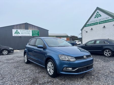 2017 Volkswagen Polo  €13,950