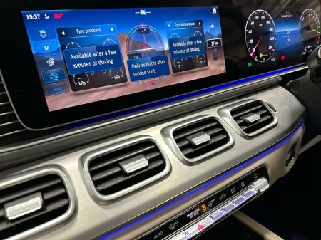 2026 Mercedes-Benz GLE Class GLE400 e 4Matic AMG Exterior Line Sport Edition PHEV €114,395 thumbnail