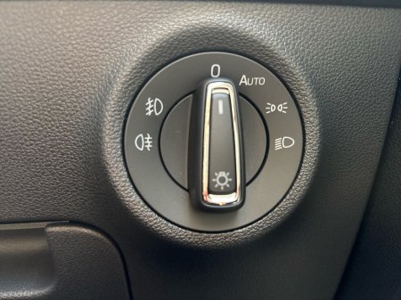 2026 Skoda Karoq Selection Plus 2.0TDI 115HP - Available for immediate 261 delivery €44,995 thumbnail