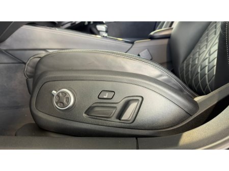 2020 Audi S4 3.0 TDI V6 T BLACK EDITION QUA QUATTRO 55 €48,700 thumbnail