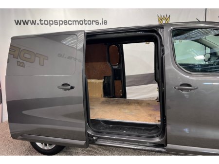 2021 Vauxhall Vivaro 2700 SPORTIVE S/S €15,800